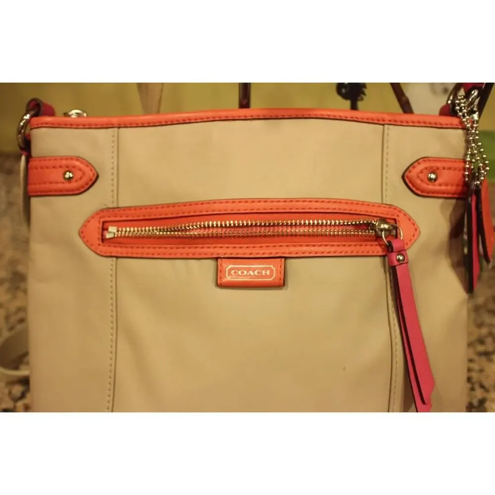 Coach Daisy Spectator Leather File Crossbody Bag F23943 (900